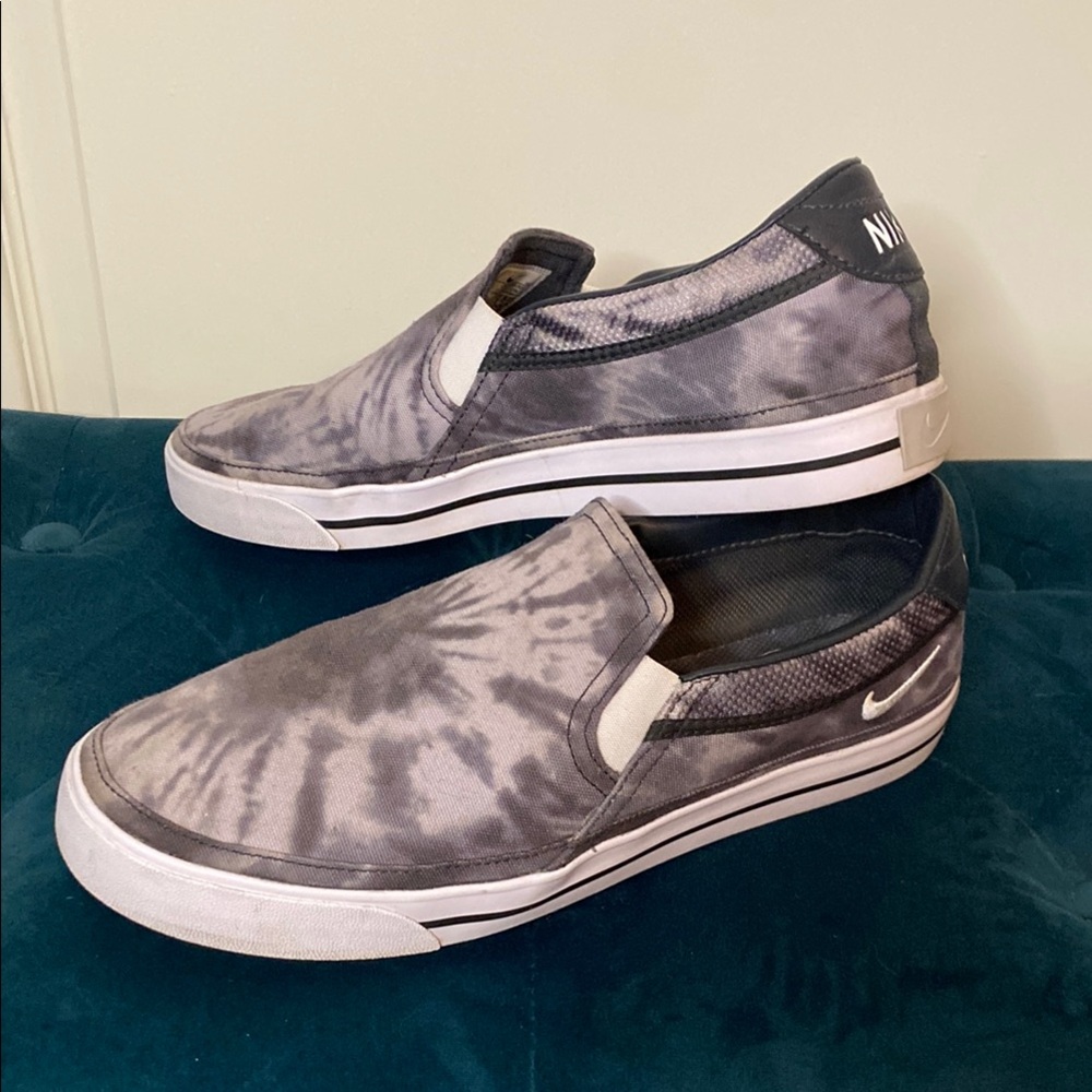 Nike Court Legacy Print Tie-Dye Gray Fog Slip-On Loafers
